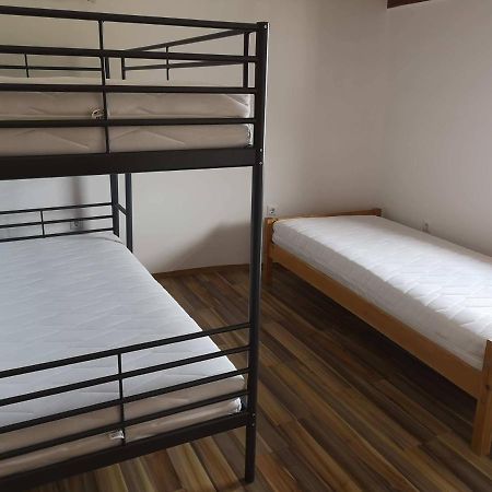 Sobe Sm0Lej Hostel Блед Екстериор снимка