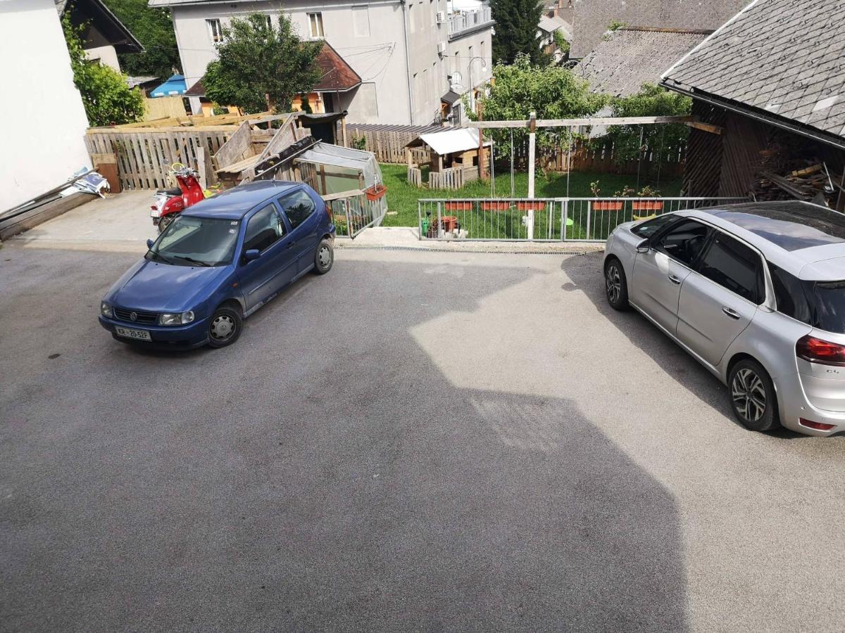 Sobe Sm0Lej Hostel Блед Екстериор снимка